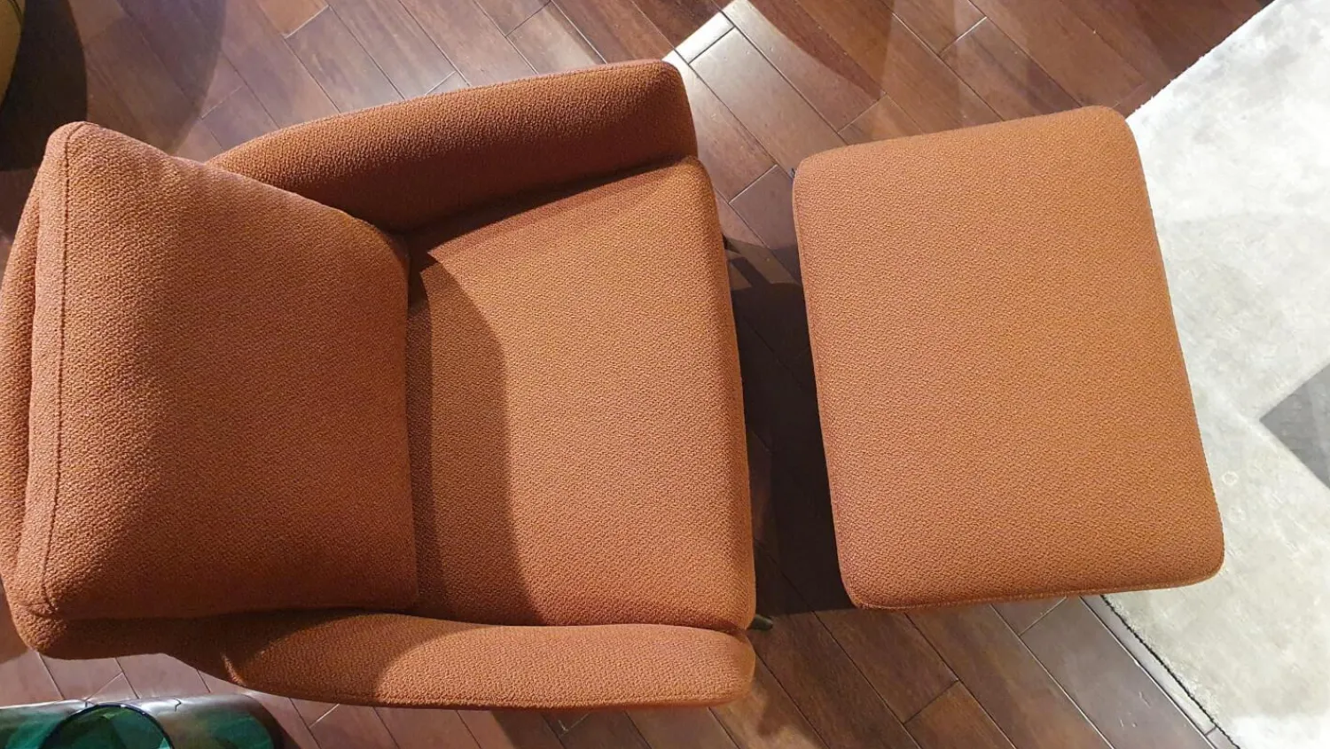 Rolf Benz Relaxsessel|Sessel 561 Jon Stoff 24 Kupferbraun Füße Metall Schwarz mit Hocker