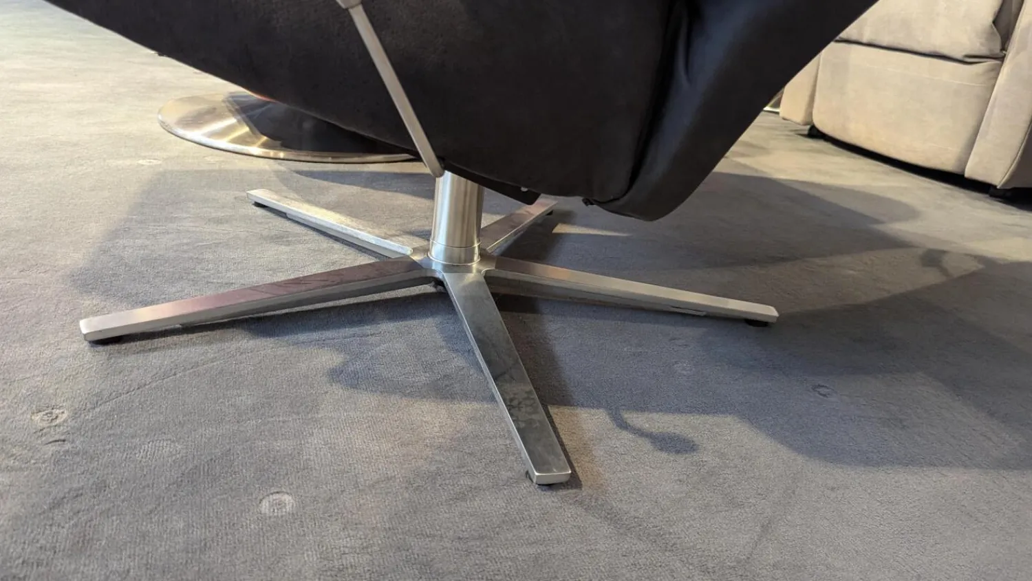 himolla Loungesessel|Sessel 7702 Leder Buffalo 33 Bison Grau Sternfuß Edelstahloptik 62 Mit Höhenverstellung