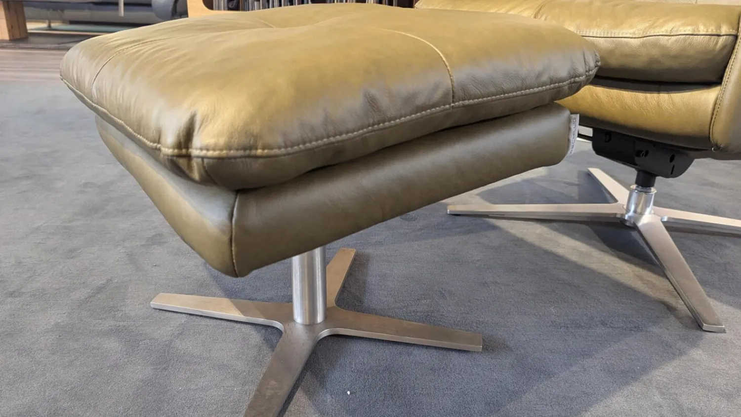 W. Schillig Relaxsessel|Sessel 31702 Leder Z6936 Camouflage Braun Grün Sternfuß Nickel Santiniert Mit Wippfunktion Und Nackenkissen Inklusive Hocker