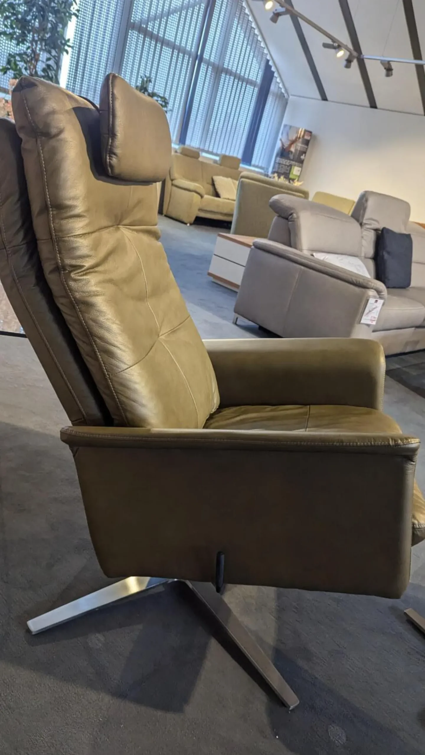 W. Schillig Relaxsessel|Sessel 31702 Leder Z6936 Camouflage Braun Grün Sternfuß Nickel Santiniert Mit Wippfunktion Und Nackenkissen Inklusive Hocker