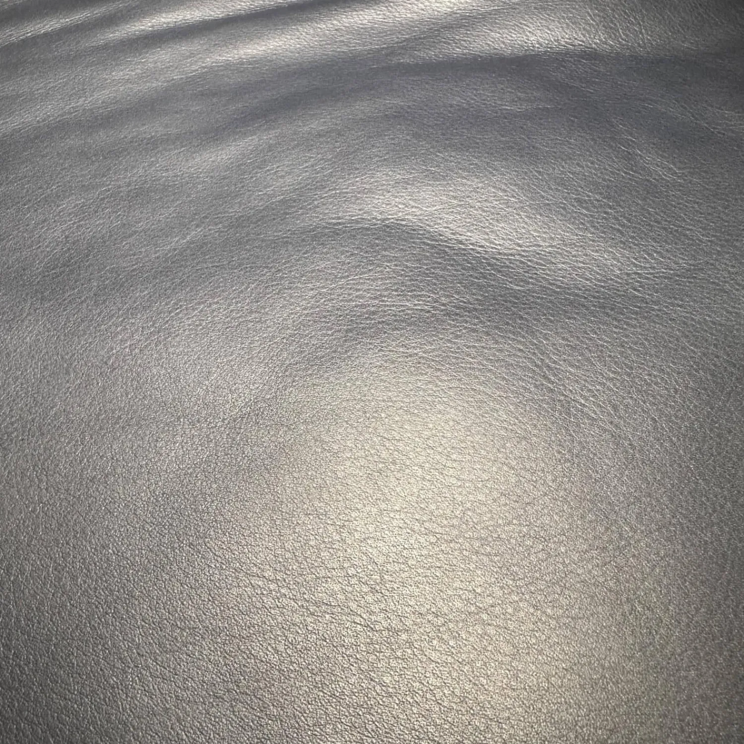 Rolf Benz Loungesessel|Sessel 536 Liv Smart Leder 42 103 Dunkelschwarzblau Gestell Aluminium Verkehrsschwarz Schwarz Inklusive Kissen