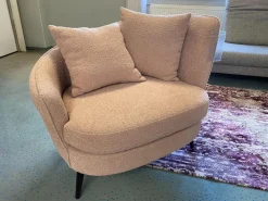 Max Winzer Loungesessel|Sessel 47004 Stoff 24579 Bouclé 06 Rosé Fuß Buche Massiv Nussbaum Antik Inklusive Zierkissen