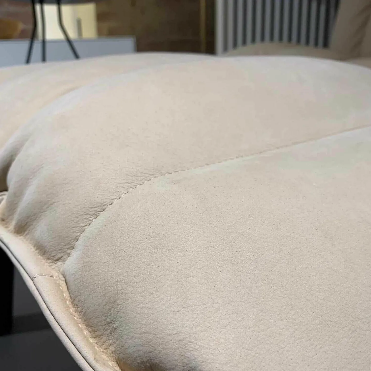 Linteloo Relaxsessel|Sessel Ample Leder Beige Mou Gestell Schwarz mit Hocker