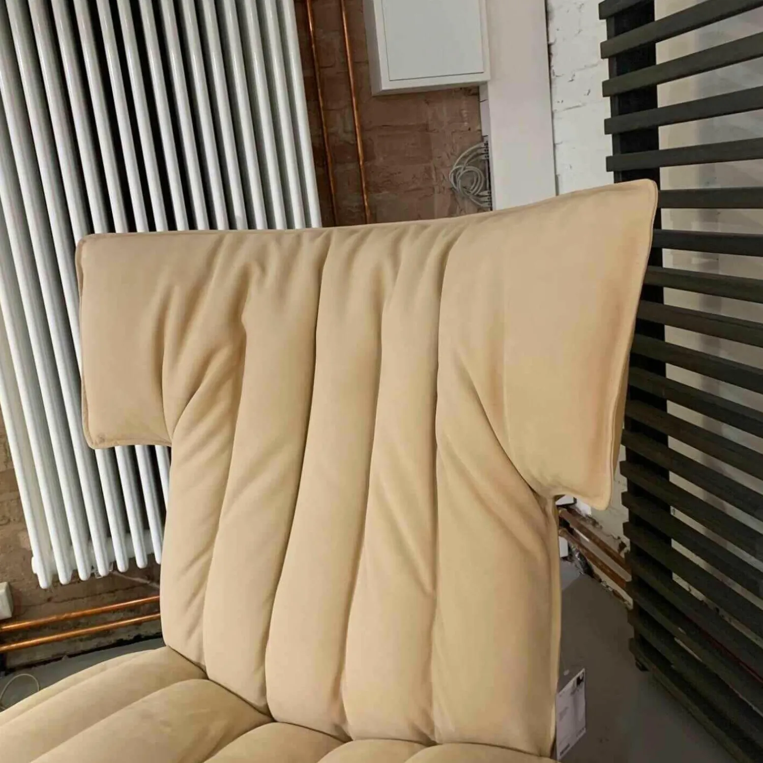 Linteloo Relaxsessel|Sessel Ample Leder Beige Mou Gestell Schwarz mit Hocker