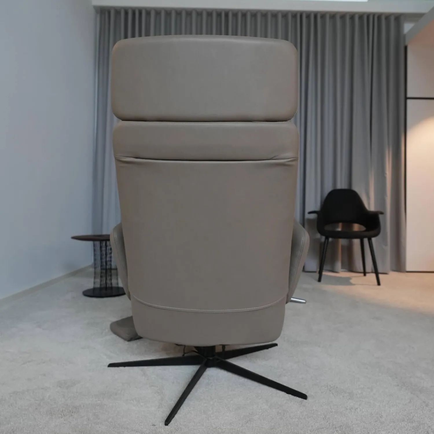 KFF Relaxsessel|Sessel Arva E Lounge Leder Sauvage Schlammgrau 8103 Grau 5 Fuß Stern Gestell Schwarz M01 Mit Kopfstütze