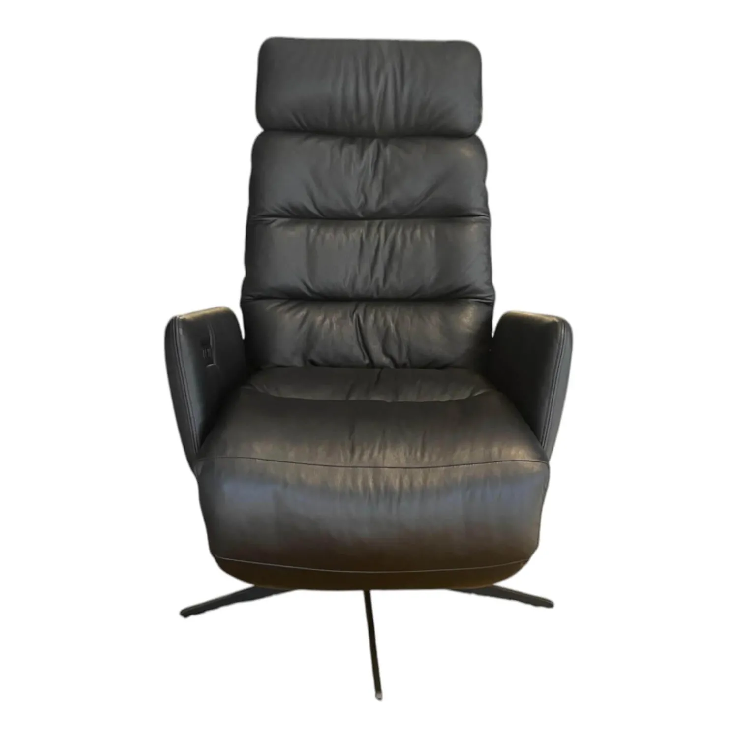 KFF Relaxsessel|Sessel Arva E Lounge Leder Sauvage Schwarz 5 Sternfuß Metall M01 Moodblack Schwarz Pulverbeschichtet Mit Verstellungen