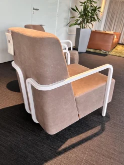 Durlet Loungesessel|Sessel Bertus Leder Tundra 600 Choco Braun Metallgestell Weiß Lackiert