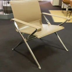 B&B Italia Einzelstühle|Relaxsessel|Sessel Beverly 14 Kernleder Tortora 1121280 Rahmen Aluminium