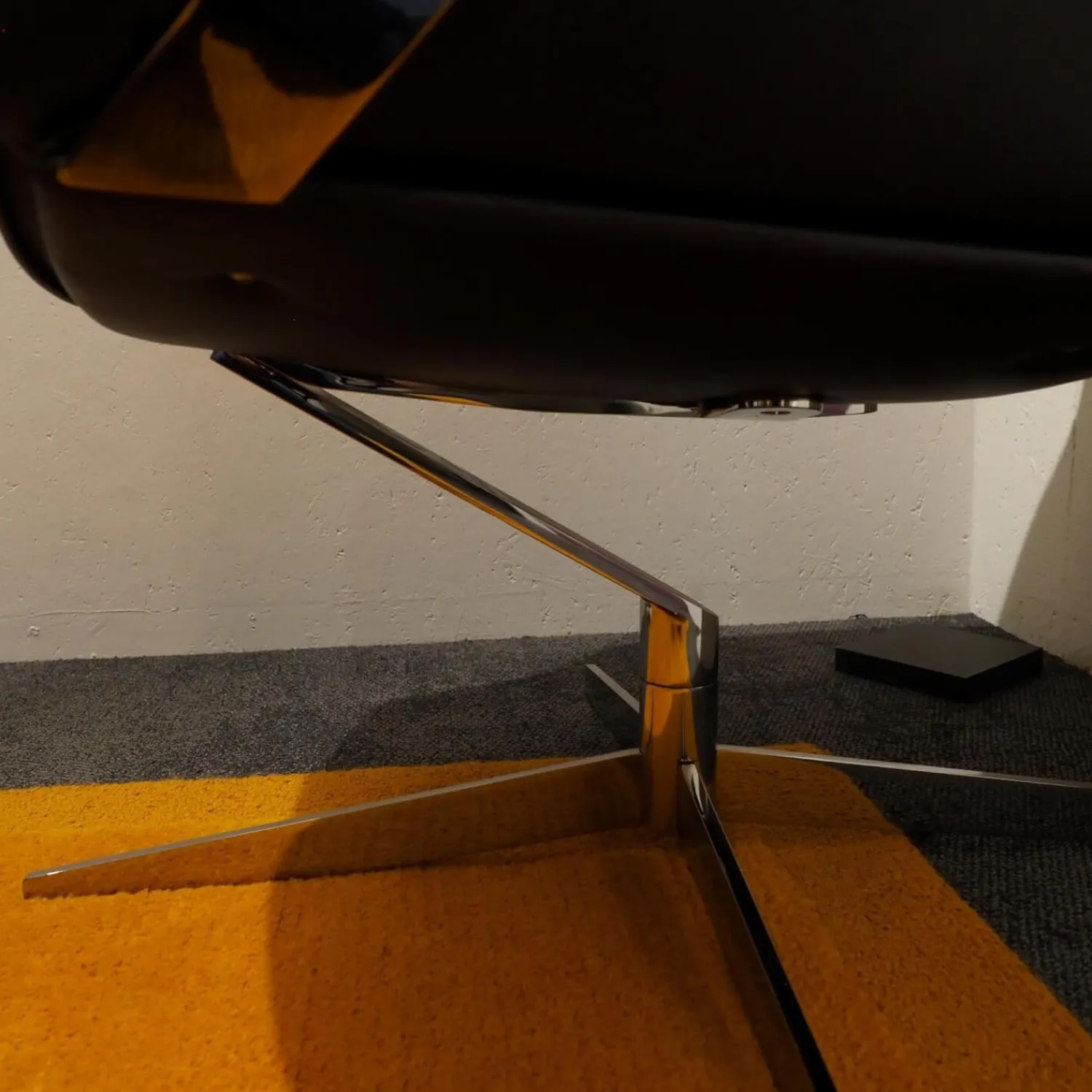 IP Design Relaxsessel|Sessel Bond Leder Space Schiefer Grau Drehbar