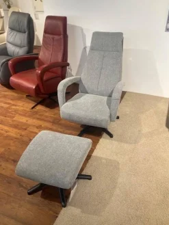 Activineo Relaxsessel|Sessel Boss Stoff 2 Cats 167 Zinc Grau Gestell Metall Schwarz Inklusive Hocker