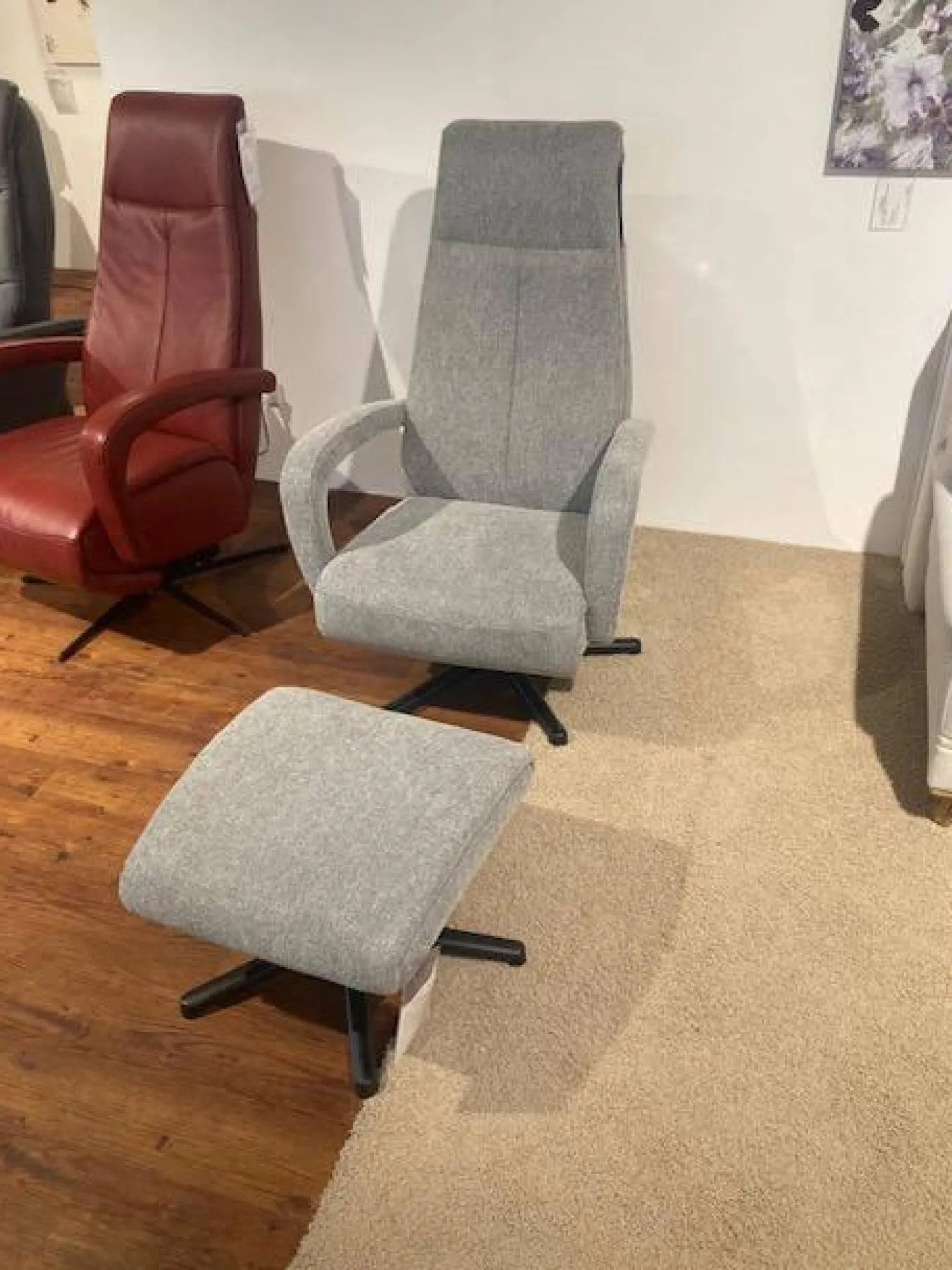 Activineo Relaxsessel|Sessel Boss Stoff 2 Cats 167 Zinc Grau Gestell Metall Schwarz Inklusive Hocker