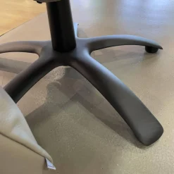 Jori Relaxsessel|Sessel Brainbuilder JR 7760 Mono Move Maxi Bezug Leder Celia Egg Beige 5 Strein Fuß Ellipse Lackiert Schwarz