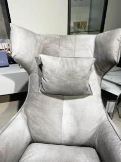 Bullfrog Relaxsessel|Sessel Charles Leder Crazy Nubuk Beige Grau 2510 41 Platte Rund Schwarz Matt Pulverbeschichtet Inklusive Nackenkissen