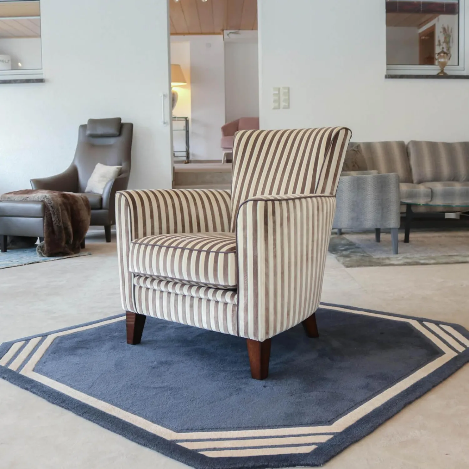 Finkeldei Relaxsessel|Sessel Chris Stoff Romo 8786 Streifenvelours Beige Dunkelbraun