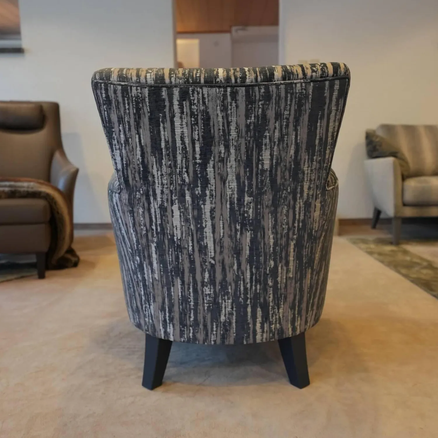 Bielefelder Werkstätten Relaxsessel|Loungesessel|Sessel Contessa BW 109 1000 Stoff Graublau Jab 9-2366-050 Füße Graublau Massivholz Schwarz Lackiert