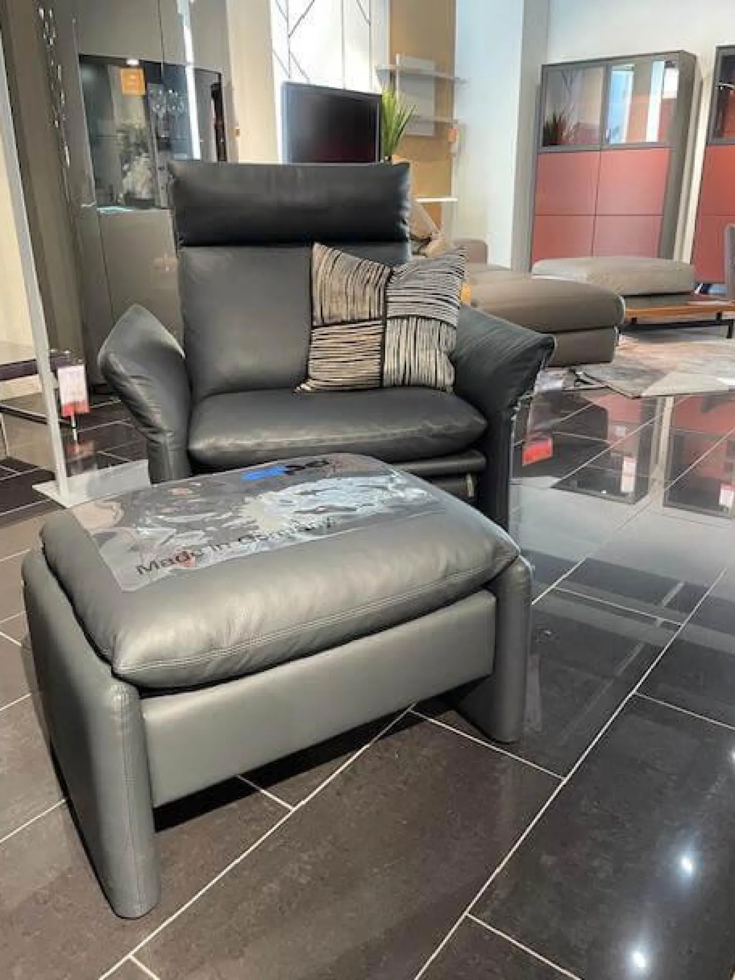 Erpo Relaxsessel|Sessel Cuneo Extra Hoch Leder 250 059 Anthrazit Inklusive Hocker