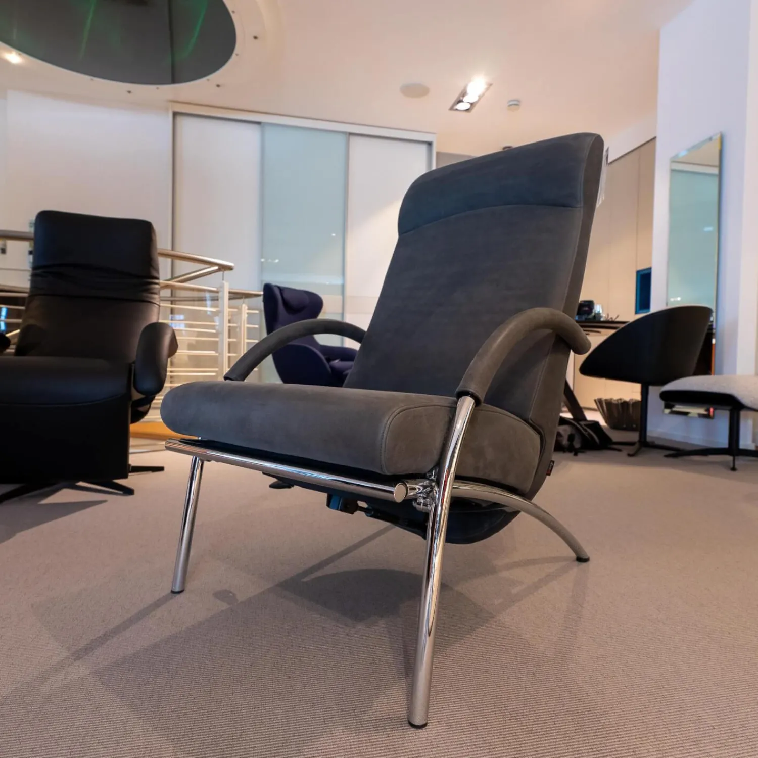 IP Design Relaxsessel|Sessel Curve Leder Yava Vulcano Kat. 2 Gestell Metall