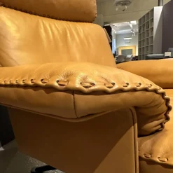 De Sede Relaxsessel|Sessel DS 0031 Leder Touch 25 Cuoio Braun Drehgestell 4 Sternfuß Schwarz Matt Beschichtet Mit Hocker DS-31