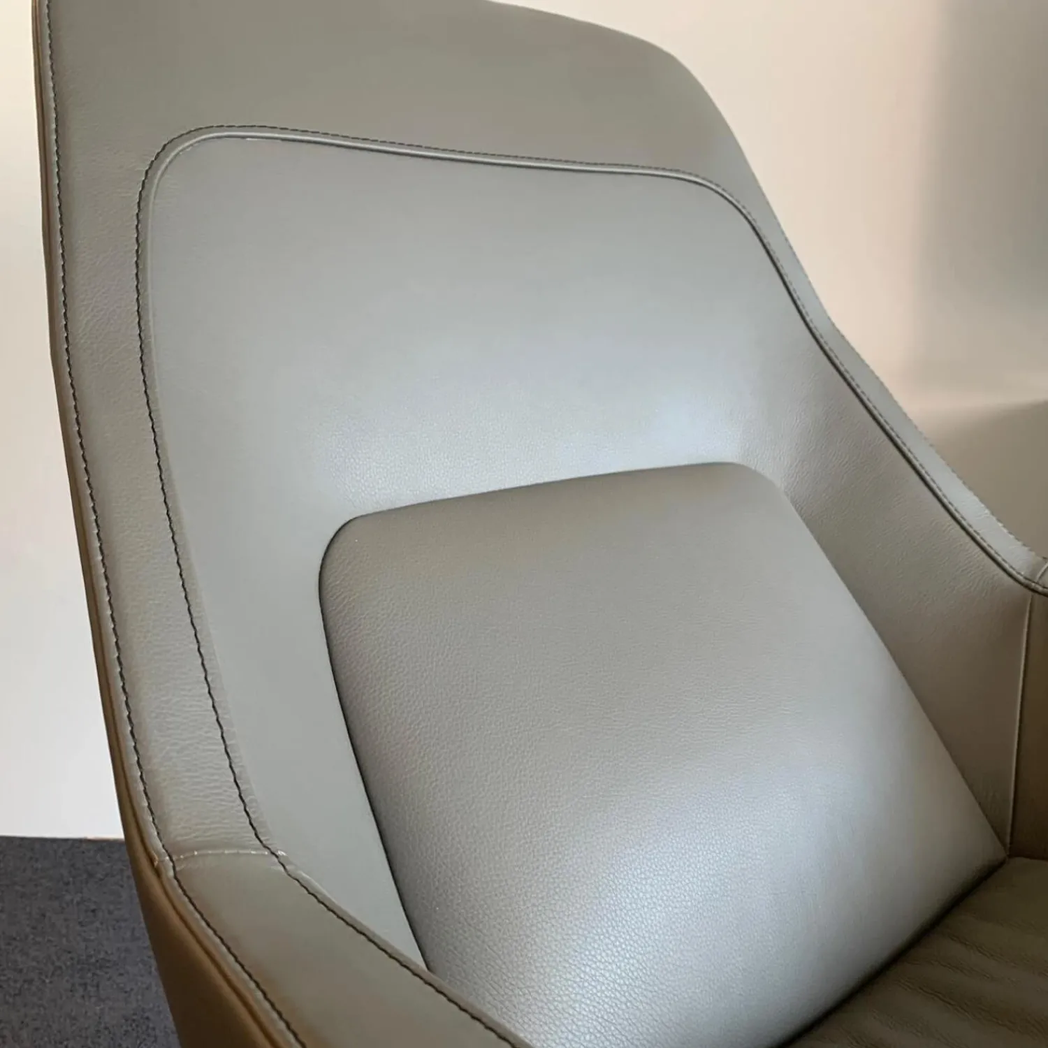 De Sede Relaxsessel|Sessel DS-144 Leder Select 2418 Schiefer Ziernaht Schwarz mit Hocker