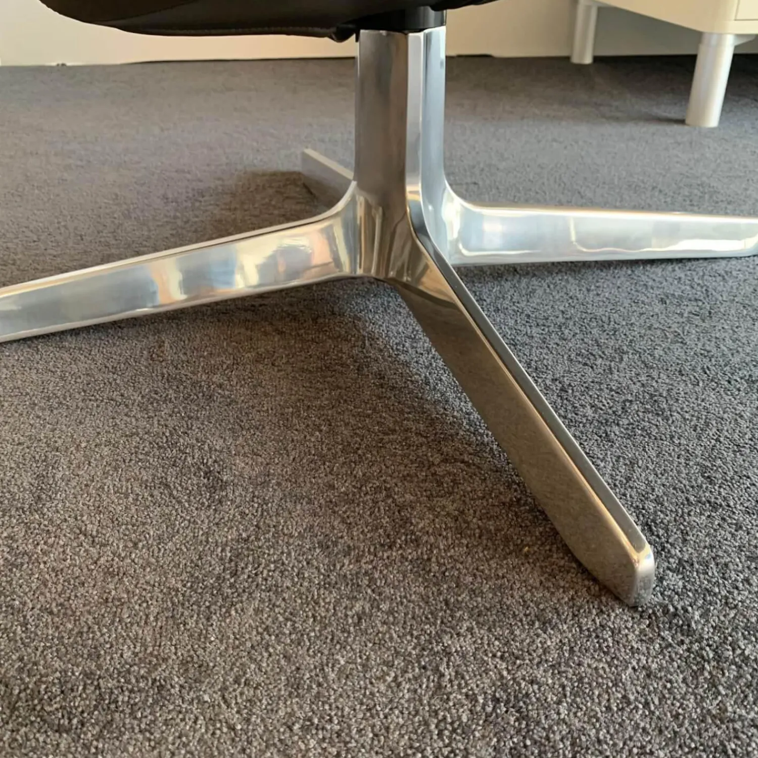 De Sede Relaxsessel|Sessel DS-144 Leder Select 2418 Schiefer Ziernaht Schwarz mit Hocker