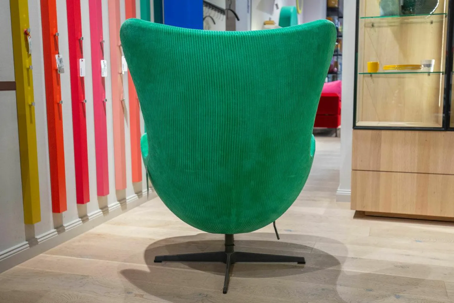 Fritz Hansen Loungesessel|Sessel Egg Chair Stoff Special Fabric Phlox 0933 Green Grün Gestell Warm Graphite Lackiert Grau