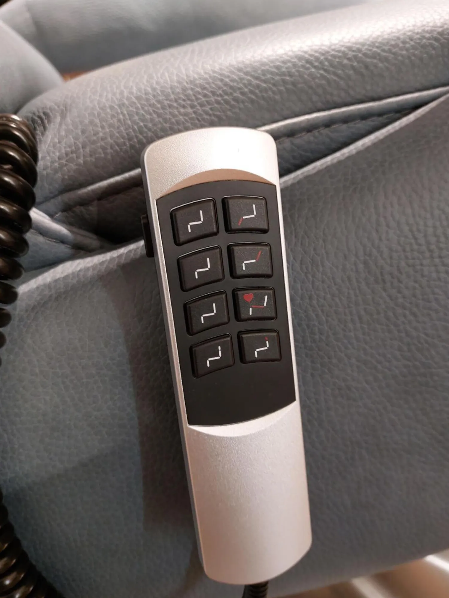 Steinpol Relaxsessel|Sessel EM Plauen Leder Punch Greyblue Grau Blau Drehteller Edelstahl Mit Motorischer Verstellung