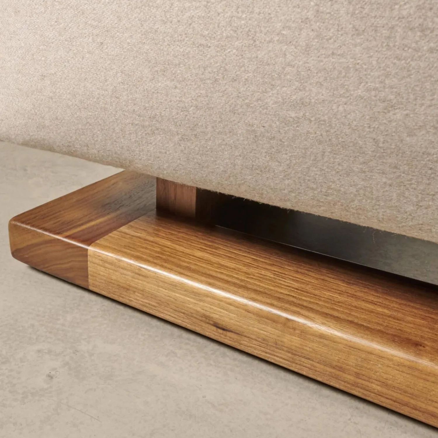 Tecta Loungesessel|Sessel F51 Stoff Doma Beige Grau Gestell Nussbaum Massiv