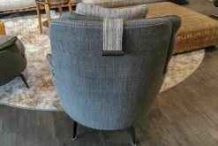 Flexform Relaxsessel|Sessel Guscioalto Light Stoff EBE 1162 Gestell Brüniert Drehbar mit Nackenkissen