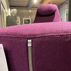 B&B Italia Relaxsessel|Sessel Harbor Stoff Veilchen Violett Drehgestell Grau Metallisiert Mit Tablett Eiche Schwarz Gebürstet Kopfkissen Und Hocker