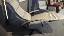 Hukla Relaxsessel|Sessel Hathi Large Leder Cloudy Alu Grau Sternfuß Metall Schwarz Verstellungen 2 Motorisch Mit Herz Waage Inklusive Massagefunktion