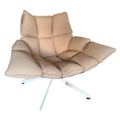 B&B Italia Loungesessel|Sessel Husk Outdoor Mit Armlehne Bezug Stoff Sila Altrosa Gestell Aluminium Weiß Lackiert