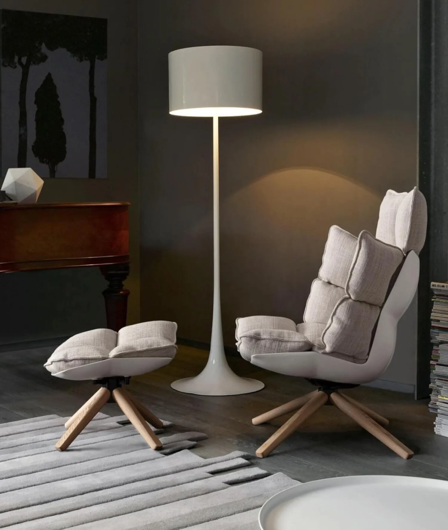 B&B Italia Relaxsessel|Sessel Husk Stoff Rattier Astro Seil Beige Schale Kunststoff Weiß Gestell Eiche Hell Gebürstet Mit Hocker