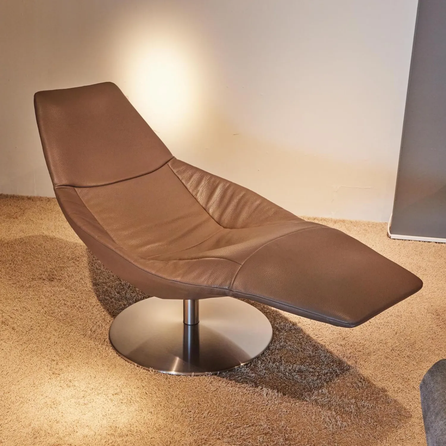 Jori Relaxsessel|Sessel Icarus Lounge S Leder Fuerte Topo Braun Fuß Rund Edelstahl Gebürstet