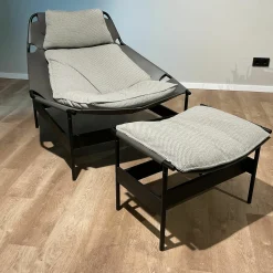 Rolf Benz Loungesessel|Sessel Jack 565 Rücken Kernleder 75 Anthrazit Sitz Stoff 24 511 Staubgrau Gestell Stahl Schwarz Inklusive Hocker