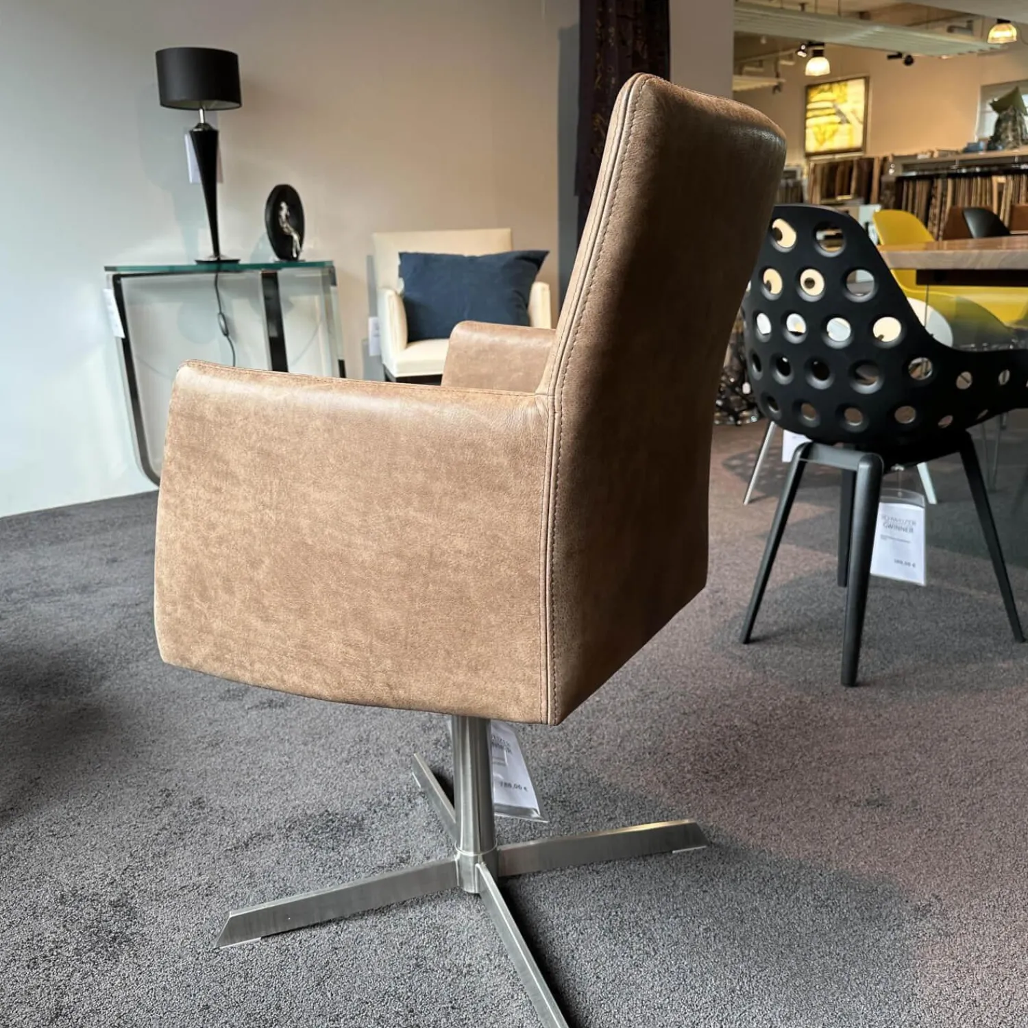 Lavida Einzelstühle|Sessel Lav Lamon Leder Kenia Braun Drehgestell Edelstahl