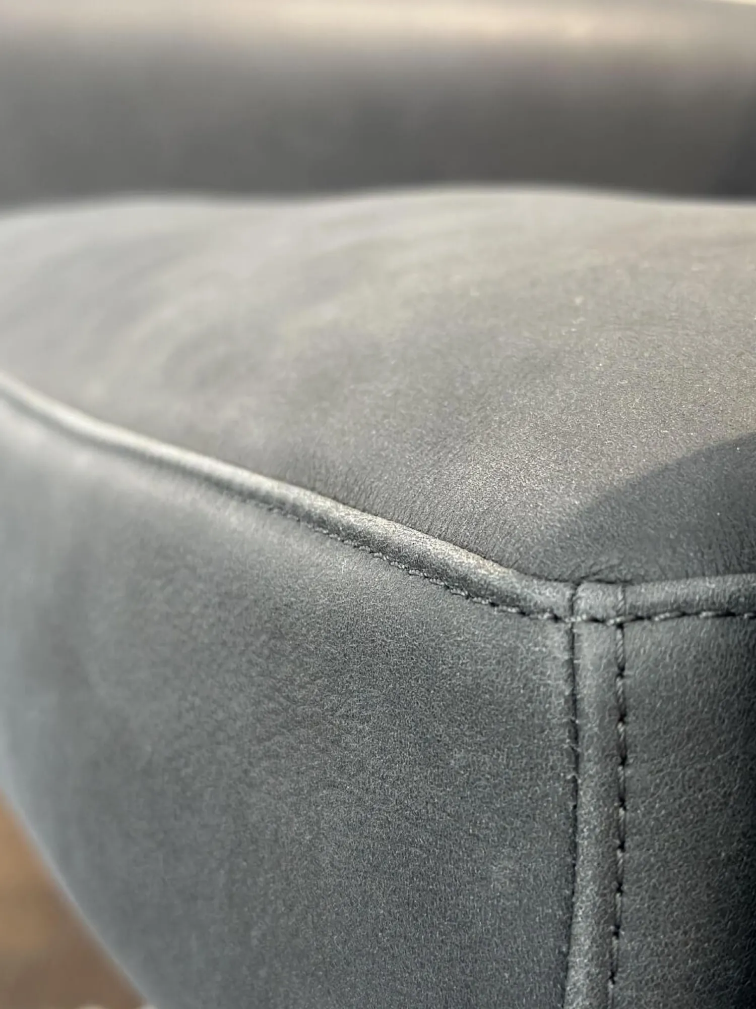 Bielefelder Werkstätten Relaxsessel|Sessel Legend 172 1000 Leder Java Vulcano Grau Kreuzfuß Metall Schwarz Matt Pulverbeschichtet Mit Hocker