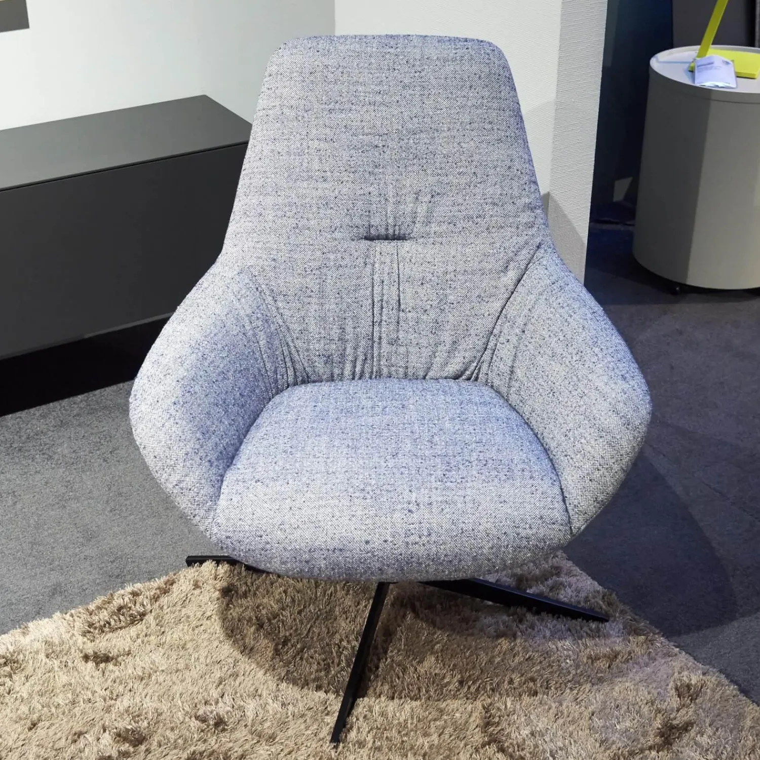 Brune Loungesessel|Sessel Liv 2181 Stoff 3lfm Spring Grau Blau Fußkreuz Stahl Schwarz Matt Pulverbeschichtet Mit Kunststoffgleitern