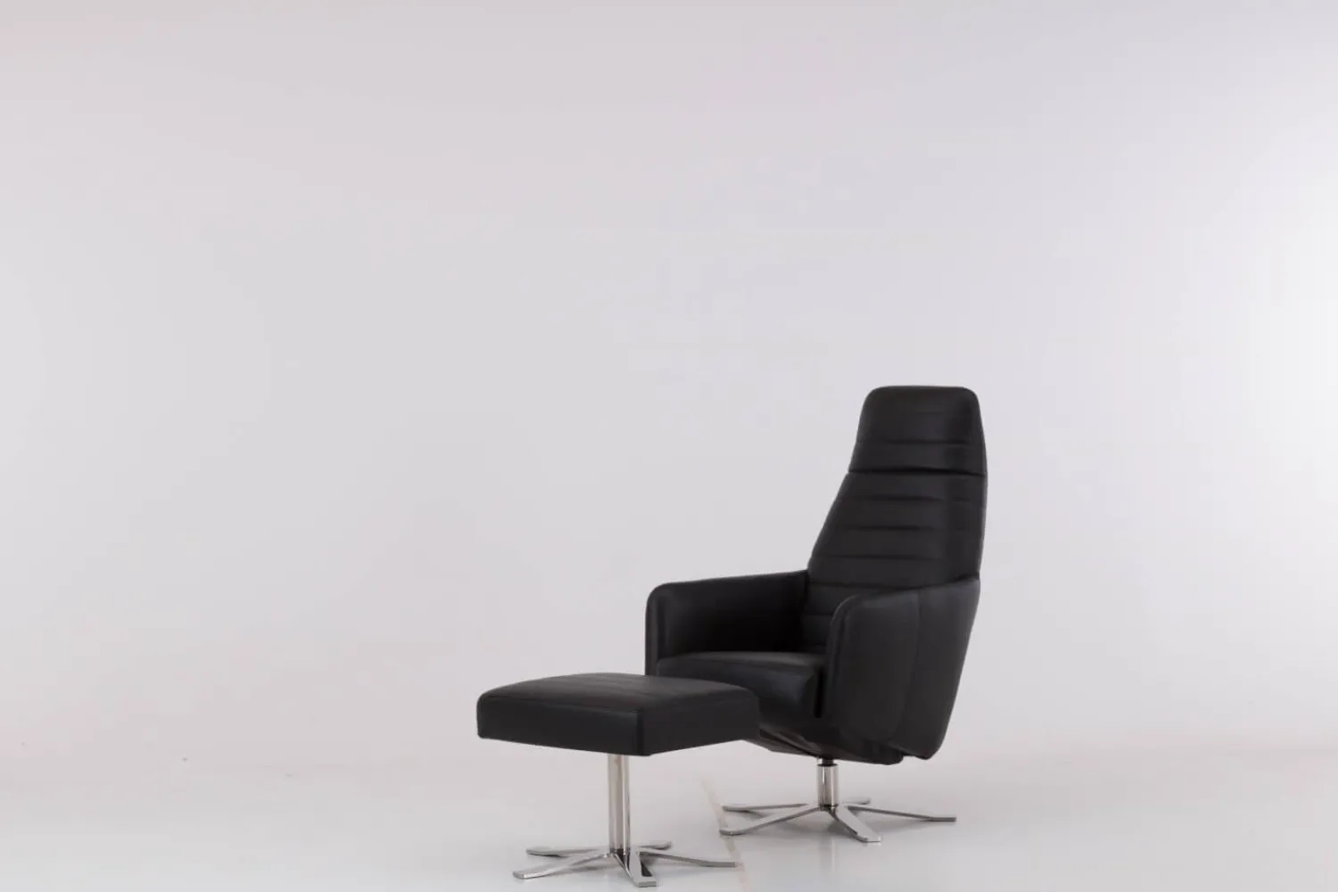 Werther Relaxsessel|Sessel Max Leder L7360B Schwarz Fußkreuz Edelstahl Poliert Inklusive Hocker