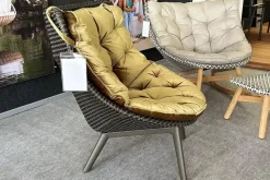 DEDON Loungesessel|Sessel Mbrace Polster Stoff E Olio 823 Gold Geflecht Arabica 126 Schwarz Gestell Black Pepper 317 Schwarz