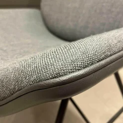 Wittmann Relaxsessel|Sessel Melange Bezug Tekla Slate Keder Nappa Basalt Rückenschale Leder Nappa Basalt Füße Blackgrey