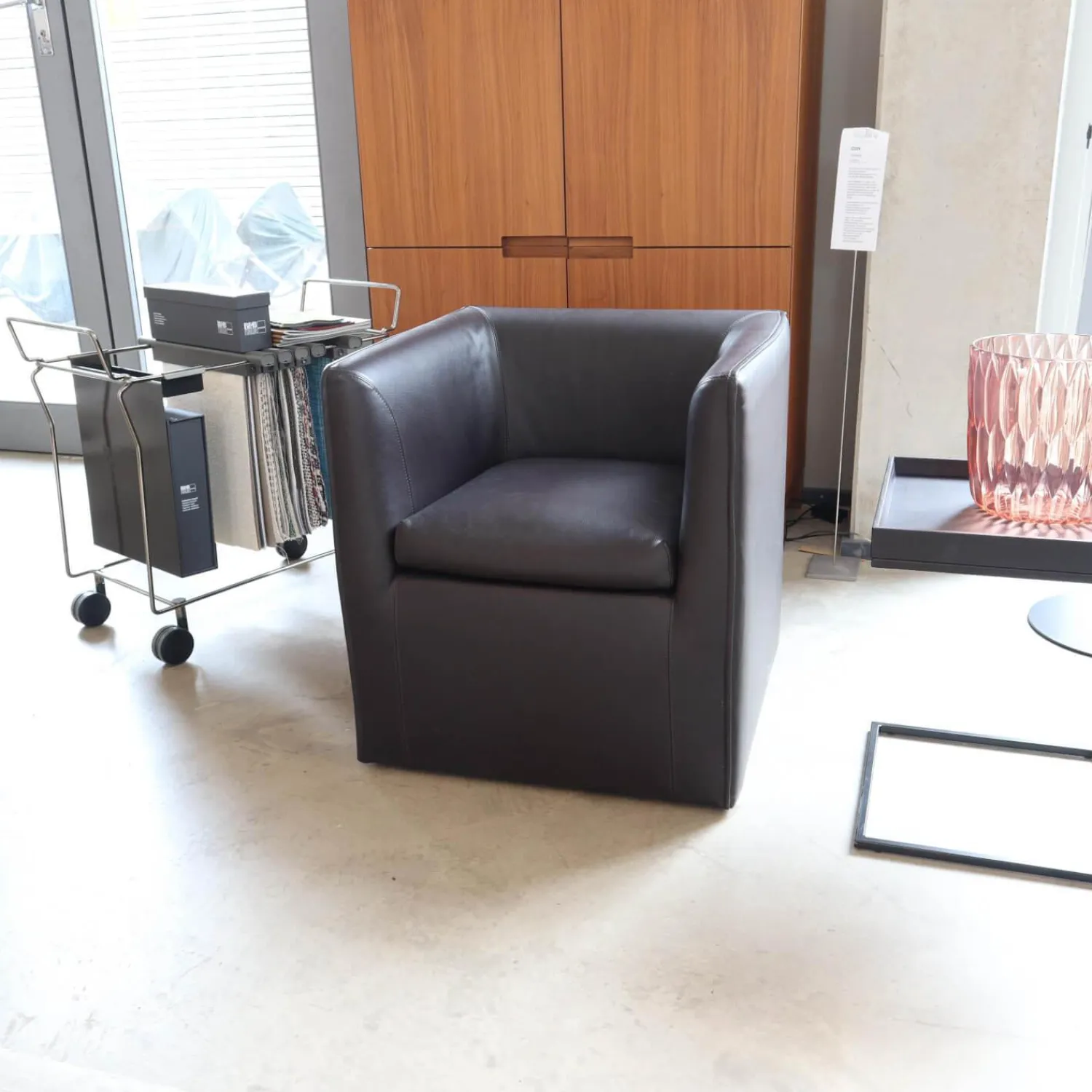 COR Loungesessel|Sessel Mell Bodennah Bezug Leder Semi Mocca 284