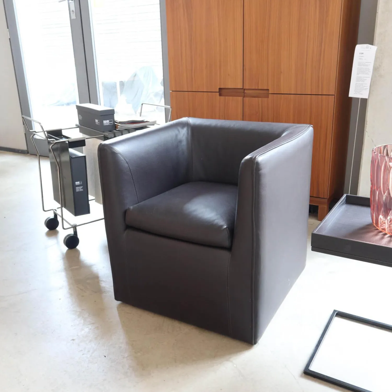 COR Loungesessel|Sessel Mell Bodennah Bezug Leder Semi Mocca 284