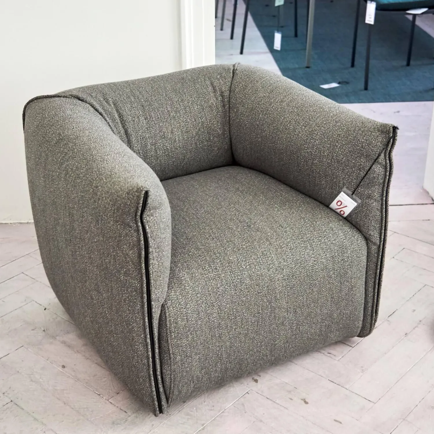 MDF Italia Loungesessel|Sessel Mia Bezugsstoff Dune Grau Basis Drehbar Mit Rückholmechanismus