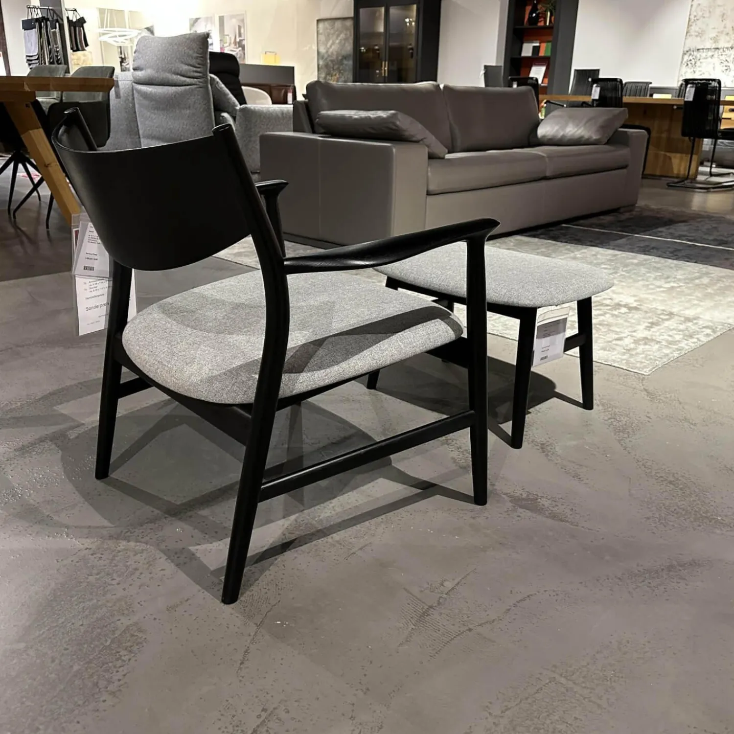 Conde House Relaxsessel|Sessel Mit Hocker Kamuy Stoff Tonica Grau Gestell Eiche Schwarz