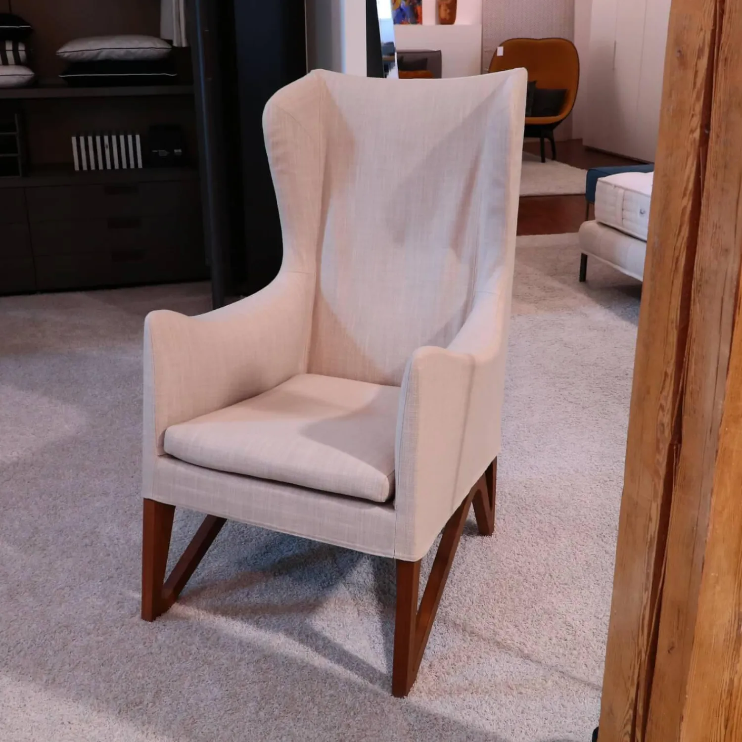 Giorgetti Relaxsessel|Sessel Mobius High Bezug Stoff Beige Gestell Eiche Dunkel