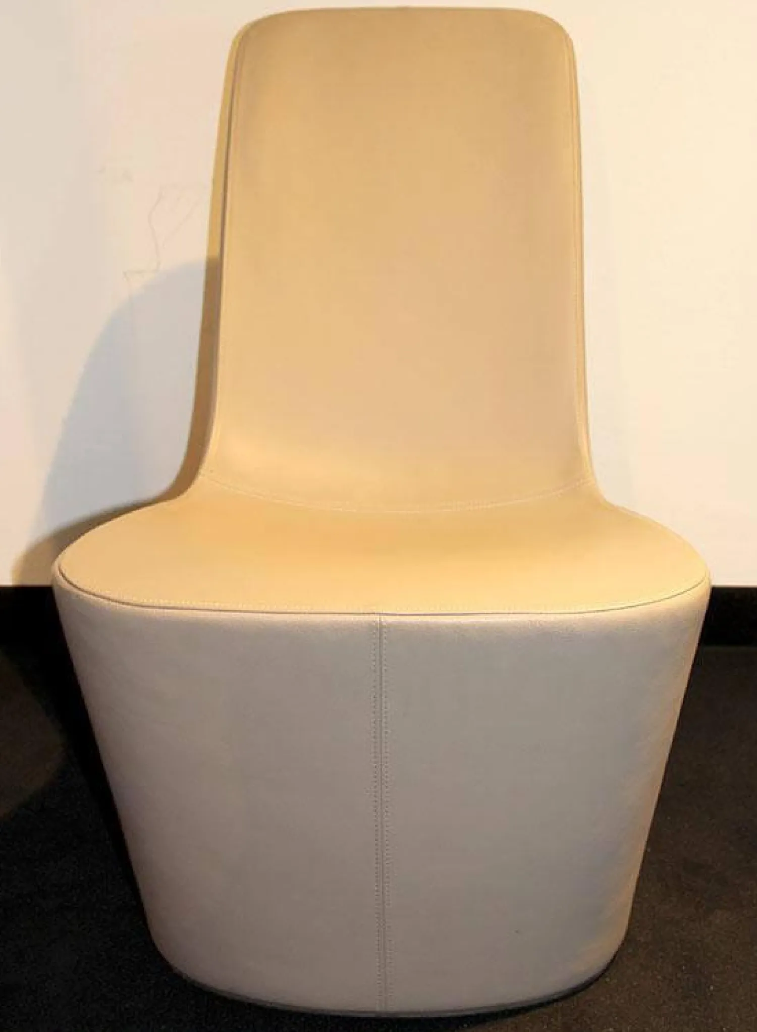 Vitra Relaxsessel|Sessel Monopod Leder Sand Grau