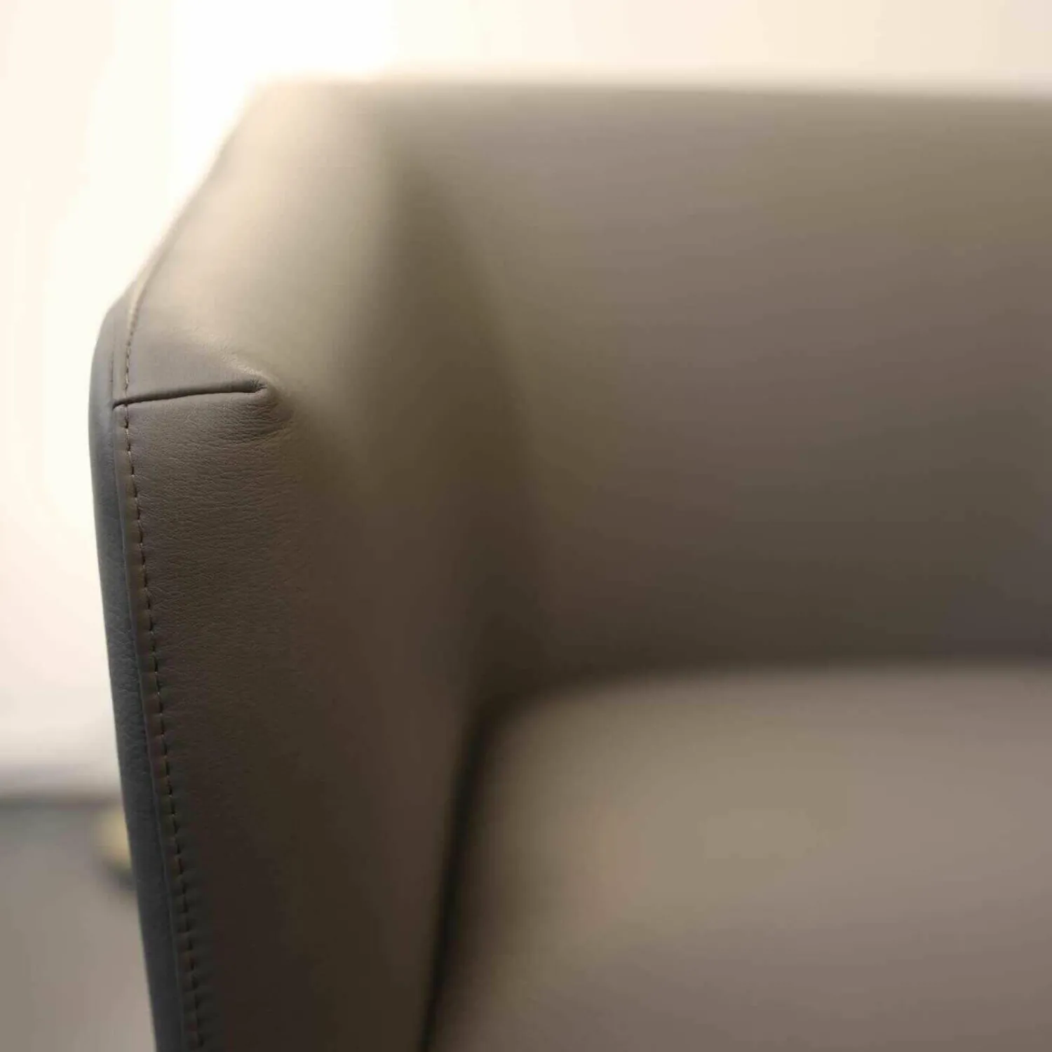 Vitra Relaxsessel|Sessel Occasional Lounge Chair Leder Premium L40 Granit