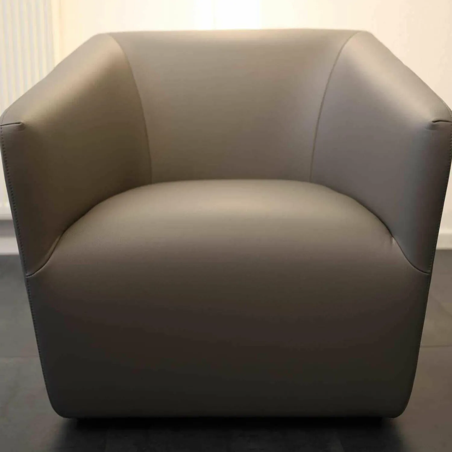 Vitra Relaxsessel|Sessel Occasional Lounge Chair Leder Premium L40 Granit