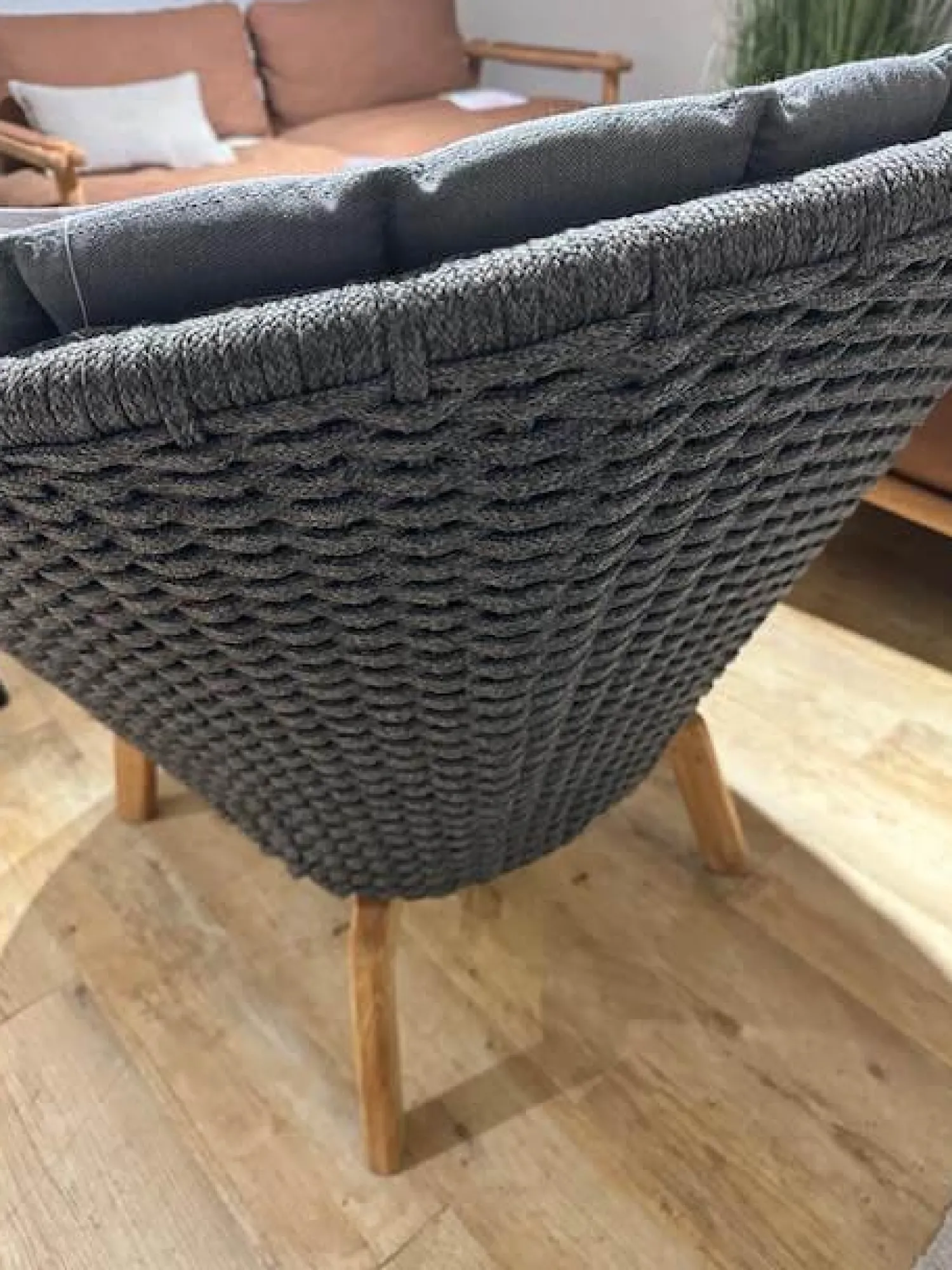 Cane Line Loungesessel|Sessel Peacock Kissen Natte Grey Grau Sitzschale Soft Rope Polypropylen Dark Grey Grau Gestell Teakholz