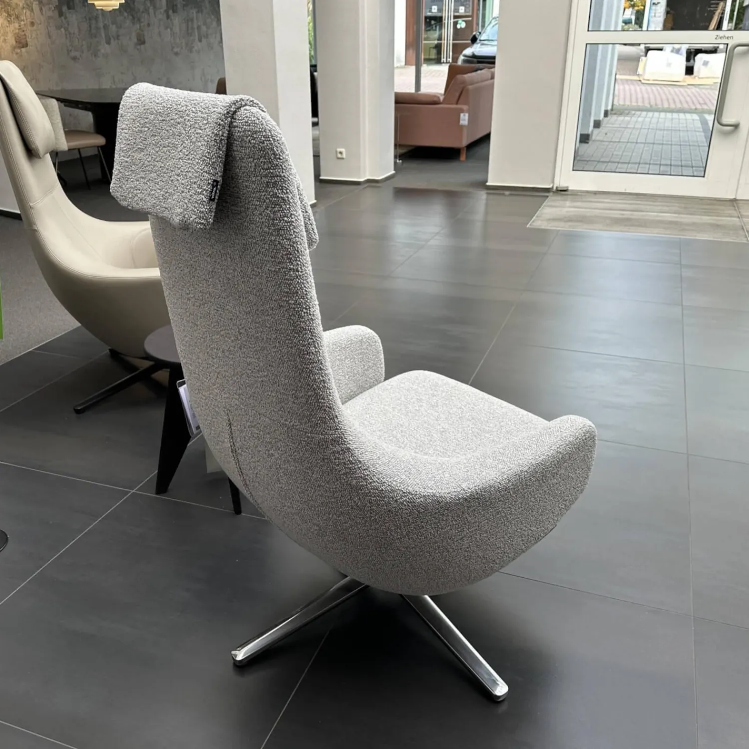 Vitra Relaxsessel|Sessel Repos 210 746 00 Stoff Nubia F100 Creme Sierragrau Grau Gestell Poliert